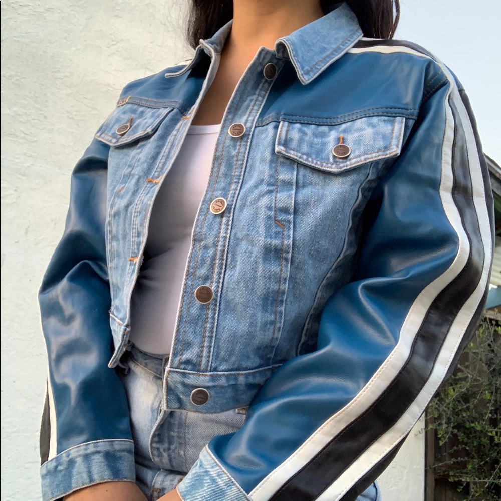 ‼️SOLD‼️VINTAGE CROPPED JEAN JACKET ✨